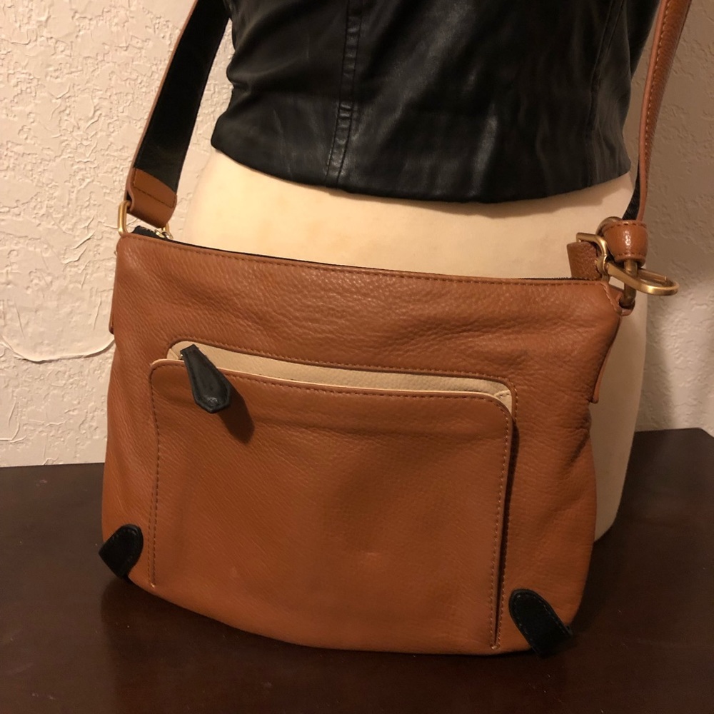 Crossbody purse